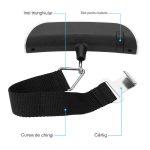 Cântar Digital Portabil cu Curea – Alb-Negru, 50 kg, Funcție Tare, 12.5 x 2.8 x 2.8 cm - Image 5